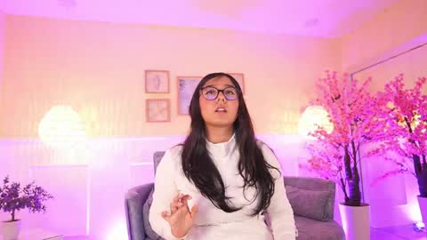 violetjonesx online show from May 2026 11:48:01 AM