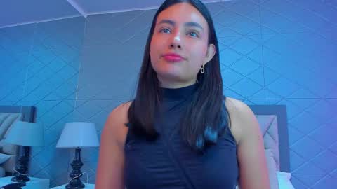 Violet Rousse online show from March 2026 02:33:02 PM