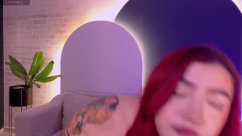 Violett Castel online show from March 2026 07:21:02 PM