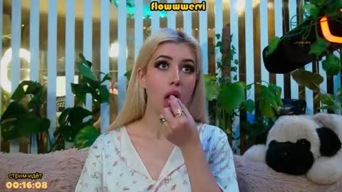 Violetta online show from April 2026 04:46:02 PM