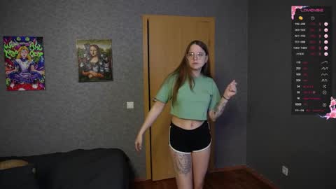 Violet online show from April 2026 05:54:01 PM