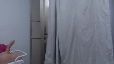 Snapshot of violetxia_ chatting on March 2026 04:51:01 AM violetxia_ online show from March 2026 04:51:01 AM