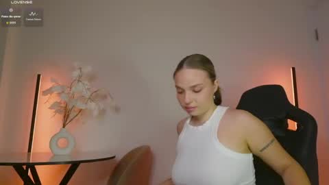 Violla online show from March 2026 04:28:02 AM