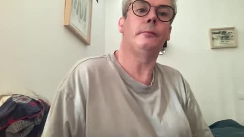 virgile073 online show from May 2026 04:23:01 PM