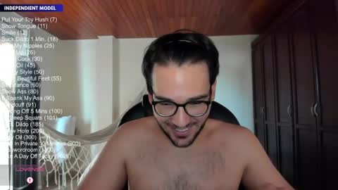 Snapshot of vito_ferrero chatting on July 2026 02:32:02 PM Vito Ferrer online show from July 2026 02:32:02 PM