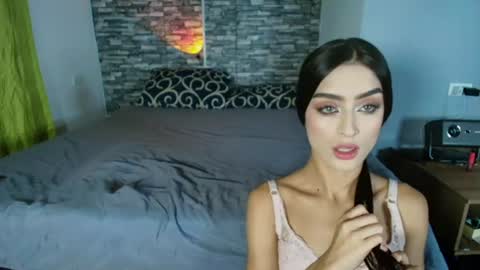 vitoriia_ online show from June 2026 04:20:01 AM