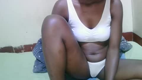 Snapshot of viva_sweet chatting on February 2026 07:34:02 PM viva_sweet online show from February 2026 07:34:02 PM