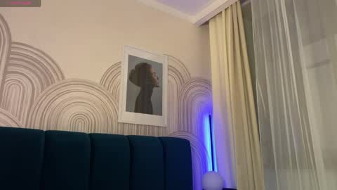 Vivian Evans online show from March 2026 12:55:02 AM