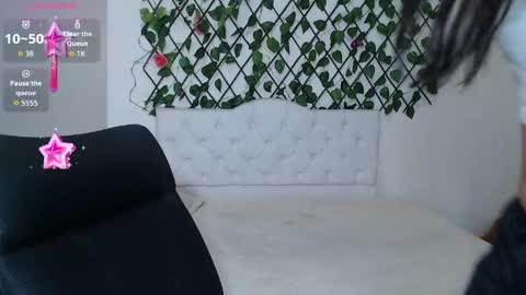 instagram Viviana73215 online show from April 2026 11:56:01 AM