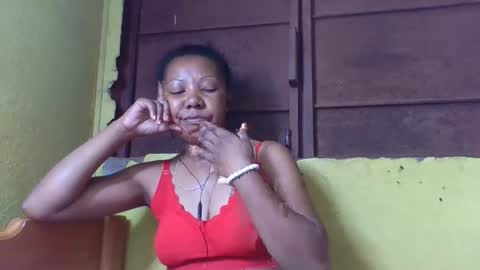 viviane0812 online show from March 2026 06:58:01 PM