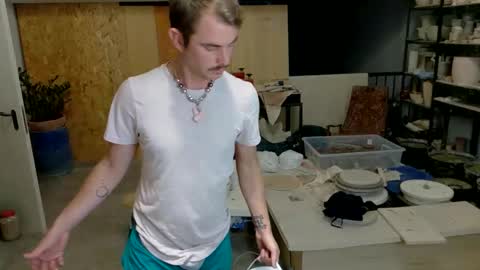 Snapshot of vivid_ether chatting on November 2025 07:25:01 PM Viv online show from November 2025 07:25:01 PM