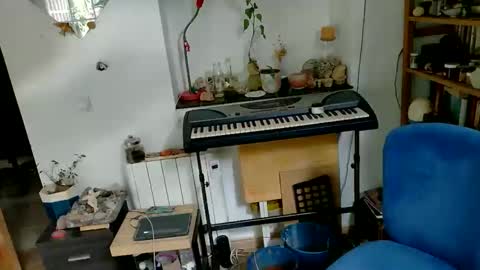 Snapshot of vivid_ether chatting on December 2025 10:55:02 AM Viv online show from December 2025 10:55:02 AM