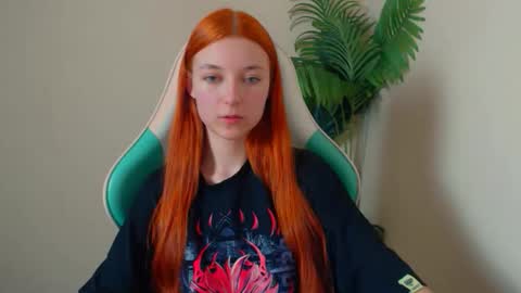 Vivien online show from April 2026 06:42:02 PM