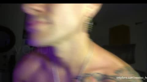 Voodoo and Lucy online show from May 2026 06:52:01 AM