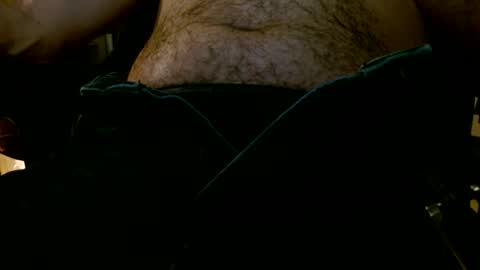 Snapshot of voyeur_qc chatting on April 2026 03:07:01 AM voyeur_qc online show from April 2026 03:07:01 AM