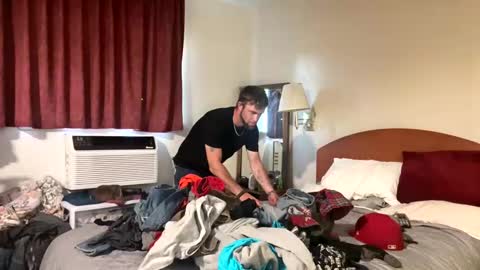 Snapshot of want2usemycock chatting on March 2026 10:57:01 PM Iminbham online show from March 2026 10:57:01 PM