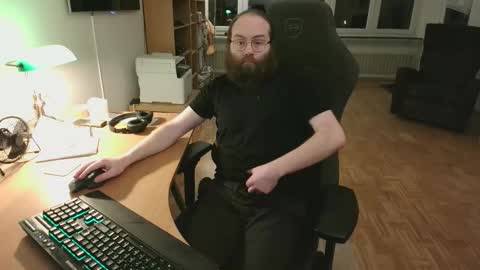 wantsahug online show from February 2026 07:35:01 PM