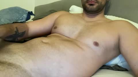 wayneperformer online show from November 2025 07:58:01 PM