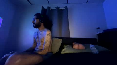 ShootingWebs online show from November 2025 08:35:01 AM