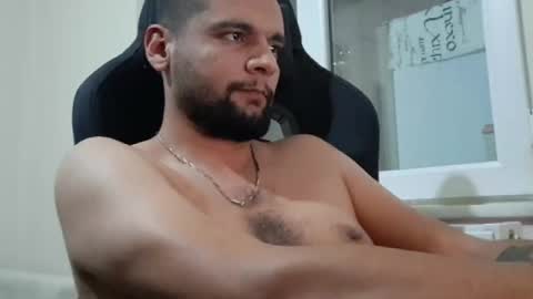 Snapshot of weezing442 chatting on January 2025 06:38:02 PM alp online show from January 2025 06:38:02 PM