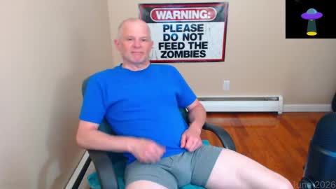 Snapshot of weird_chris chatting on June 2026 05:50:02 PM Chris online show from June 2026 05:50:02 PM