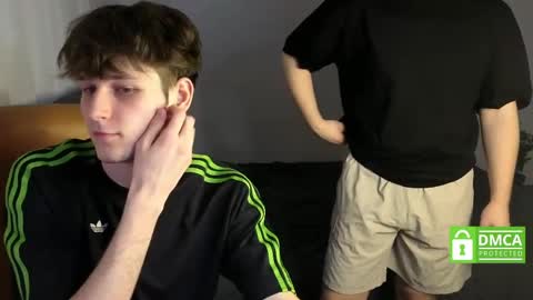 Snapshot of wesides chatting on April 2026 08:40:01 PM Dima and Alex online show from April 2026 08:40:01 PM