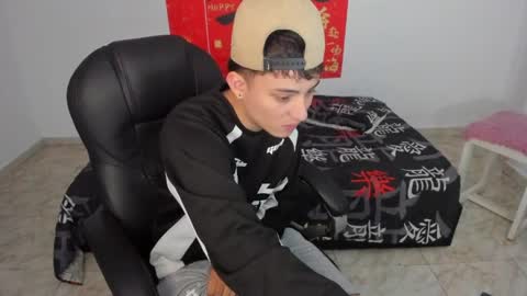 Wesley Boy online show from April 2026 07:22:01 PM