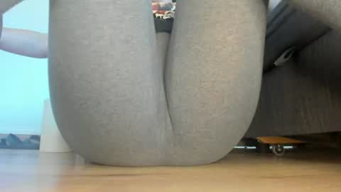 Snapshot of wet_pants2022 chatting on June 2026 08:58:01 AM wet_pants2022 online show from June 2026 08:58:01 AM