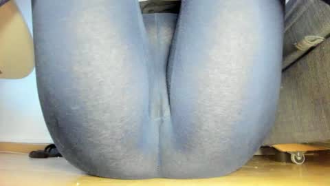 Snapshot of wet_pants2022 chatting on June 2026 09:48:02 PM wet_pants2022 online show from June 2026 09:48:02 PM