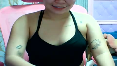 Snapshot of wetcreamypussy4u chatting on May 2026 02:45:02 PM wetcreamypussy4u online show from May 2026 02:45:02 PM