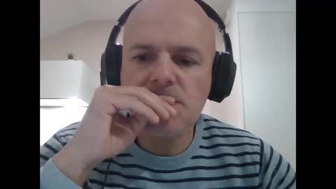 Snapshot of whiteeaglesrb chatting on December 2024 05:19:02 PM whiteeaglesrb online show from December 2024 05:19:02 PM