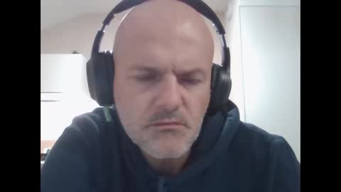 Snapshot of whiteeaglesrb chatting on October 2025 06:17:02 PM whiteeaglesrb online show from October 2025 06:17:02 PM