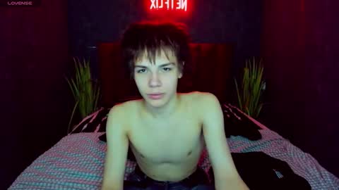 Snapshot of whiterabbit342 chatting on October 2025 01:21:02 PM Geoffrey online show from October 2025 01:21:02 PM