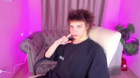 Snapshot of whiterabbit342 chatting on January 2026 04:20:02 PM Geoffrey online show from January 2026 04:20:02 PM