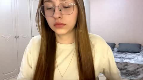 Vicky online show from April 2026 08:29:02 PM