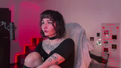 iggy iggz online show from December 2024 01:58:01 AM