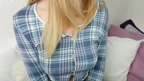 Ella online show from June 2026 05:54:01 AM