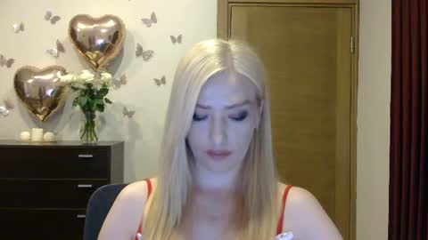 Snapshot of wild_silk_desire chatting on July 2026 05:19:02 PM Alina online show from July 2026 05:19:02 PM