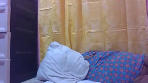 wildchilly_pearl19 online show from April 2026 12:42:02 PM