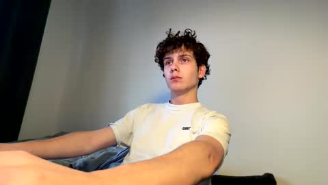 Snapshot of wilddesire18 chatting on February 2026 03:42:01 PM wilddesire18 online show from February 2026 03:42:01 PM