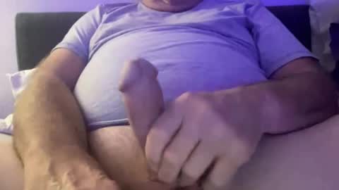 willieb777 online show from April 2026 10:46:01 AM