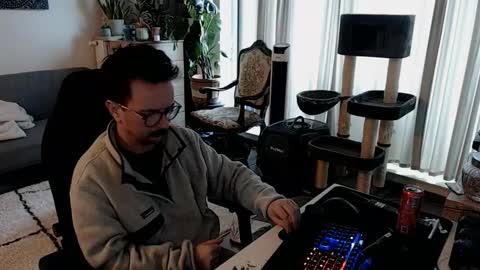 cream36 online show from December 2025 09:58:01 AM