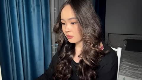 Amina online show from March 2026 05:52:02 PM