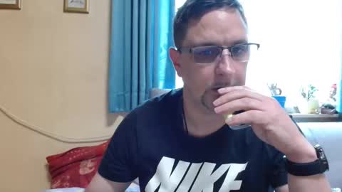 Dirty online show from May 2026 12:43:02 PM