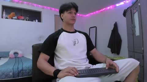 Ken online show from April 2026 04:40:01 AM