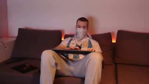 Snapshot of wolf021221 chatting on April 2026 08:50:01 PM wolf021221 online show from April 2026 08:50:01 PM