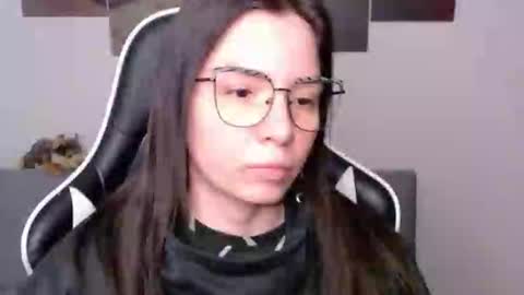 Alex online show from March 2026 01:53:02 AM