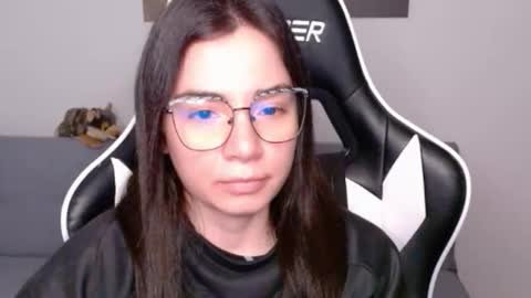 Alex online show from April 2026 01:41:01 AM