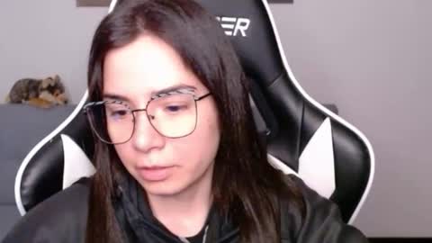 Alex online show from April 2026 02:11:01 AM