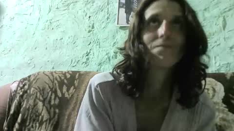 Snapshot of wolfxsnow chatting on May 2026 06:53:01 PM wolfxsnow online show from May 2026 06:53:01 PM